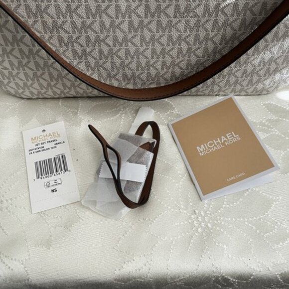 NWT Michael Kors Women Jet Set Travel L Chain Shoulder Tote ,Vanilla-OS - Picture 6 of 8